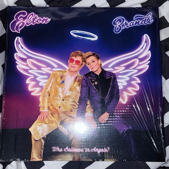 Elton John/Brandi Carlile Signed Vinyl - Picture 3 of 3